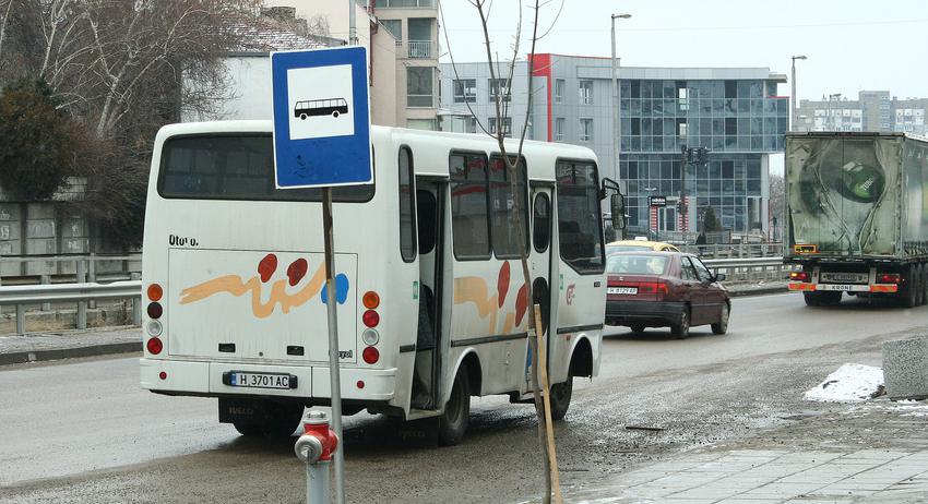 Допълнителни автобуси за Голяма задушница