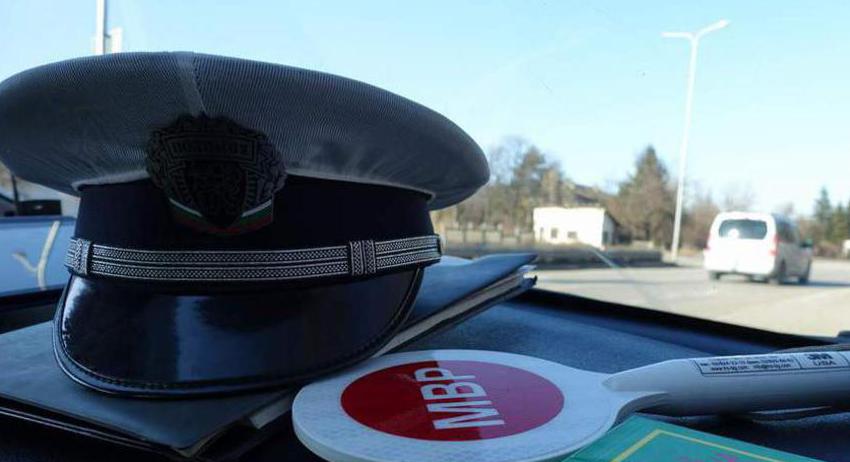 Проверяват редовността на такситата
