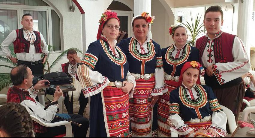Ансамбъл "Шумен" обра овациите в Черна гора