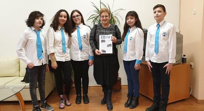 Петокласници от СУ "П.Волов" стартираха вестник на 13-ти, петък