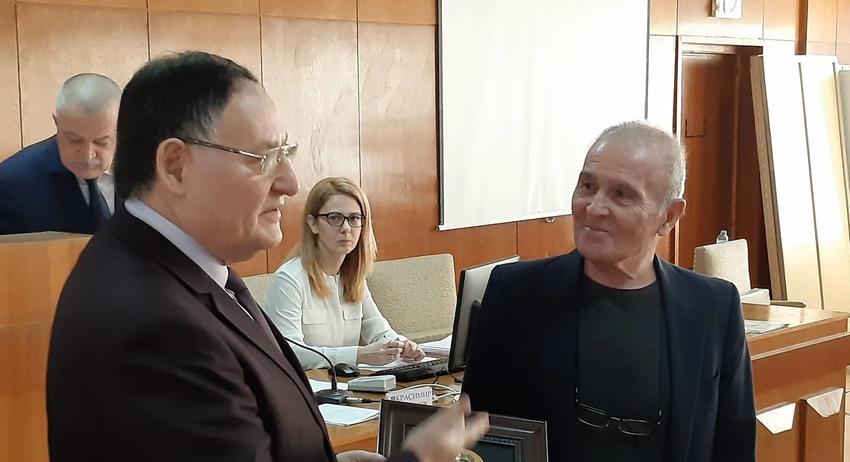 Хирург с приз "Заслужил лекар на Община Шумен"