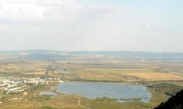 Шуменският язовир се оцвети и замириса