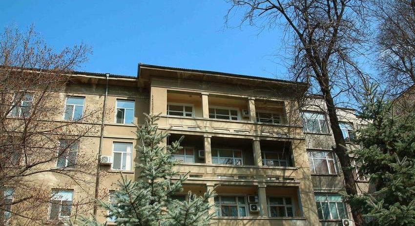 Изписаха втори излекуван от covid-19 от МБАЛ Шумен