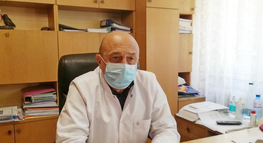 Д-р Димитър Костов („МБАЛ Шумен”): Напрежението е много голямо, а персоналът не достига