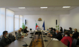 Обсъдиха възможностите за справяне с критичната ситуация в МБАЛ Шумен 