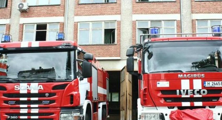 Газова бутилка подпали гараж в Каспичан 