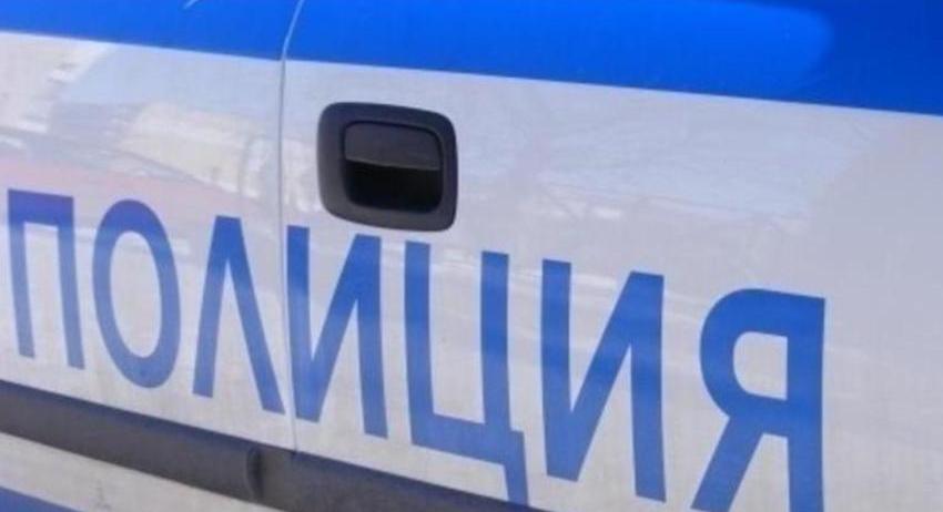 Откраднаха портмонето на жена, изтеглиха 500 лв. от картата и