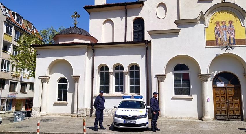 Полиция и пожарна ни пазят по Великденските празници 