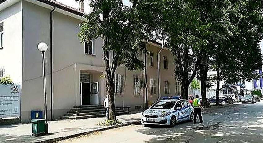 Задържаха 43-годишен за закана за убийство 