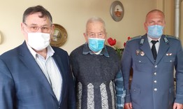 Ветеранът от Втората световна война д-р Велчо Радев навърши 99 години