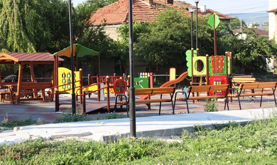 Нови съоръжения за спорт и развлечение за децата на Нови пазар