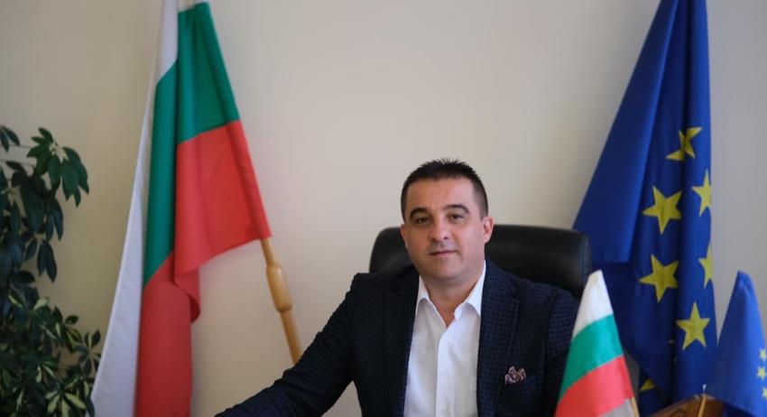Кметът на Върбица поздрави студентите