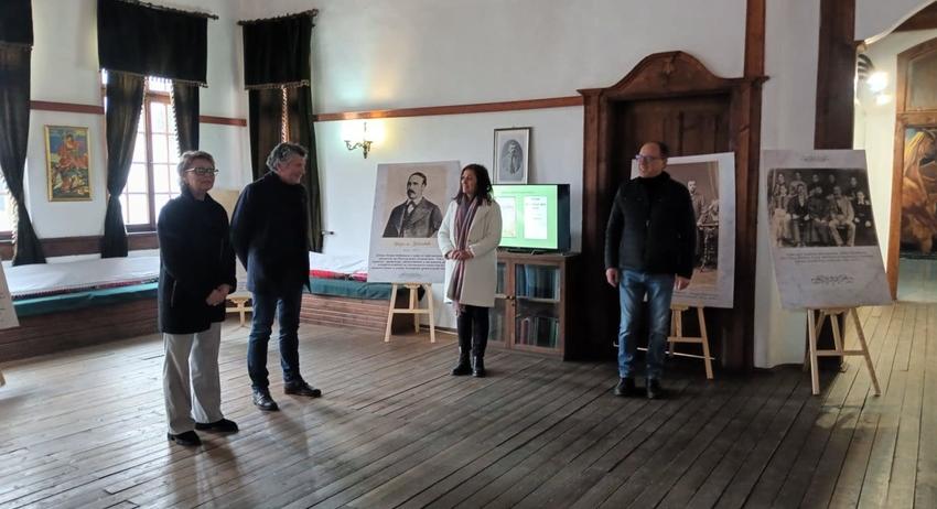 Изложбата „Да запалиш светлина“ бе открита в Исторически музей-Карлово