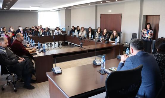 Обновяват Дома за стари хора в Нови пазар
