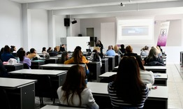 Дискусия „Да бъдеш учител за специалните деца - пътят към разбирането и подкрепата“ се проведе в ШУ