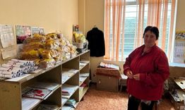 Пенсионери и ползватели на социални услуги получиха козунаци и поздрав от името на кмета за Великден