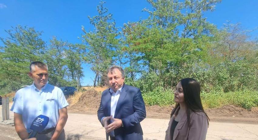 Кметът:  Пътят Царев брод – Коньовец трябва да е готов за Съединението, инвестираме 4,7 млн. лв.