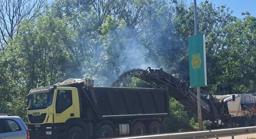 Въвежда се пълно затваряне на източната лента на пътя към Пети километър