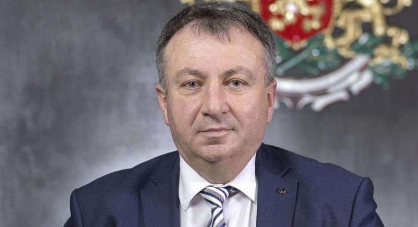 Кметът към преподавателите: Вашата отдаденост превръща училището в истинска общност. Благодаря ви!