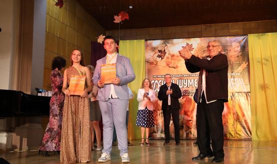 Награди за участниците в „Есенни шуменски вечери“