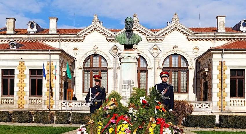 Община Шумен ще отбележи Деня на народните будители с богата програма