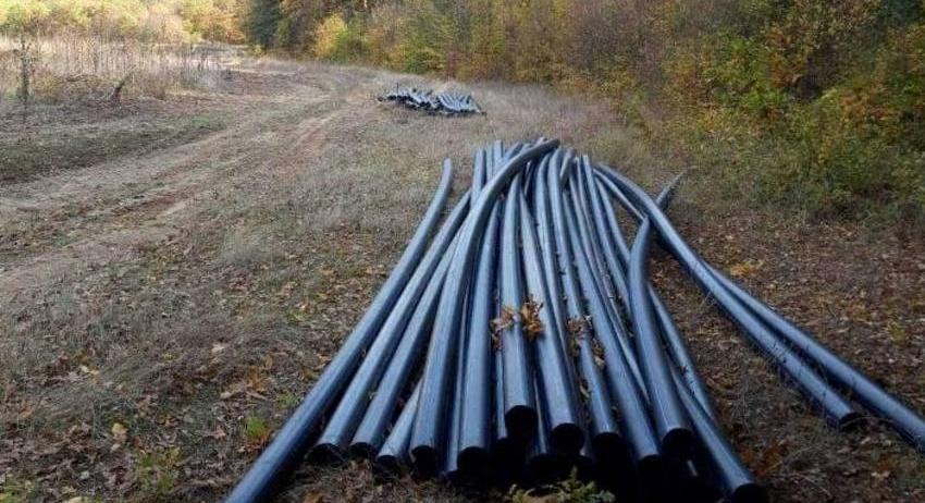 Продължава работата по 27-километрово водно трасе в община Върбица