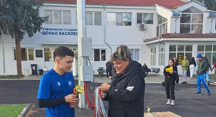 Ученическите игри в Шумен започнаха на обновения стадион „Цоньо Василев“