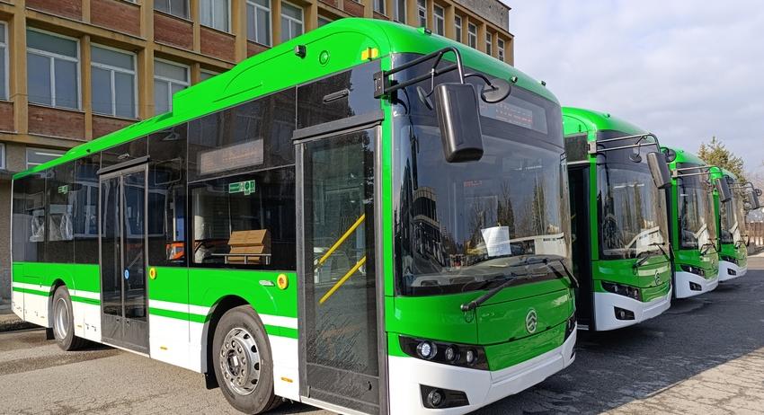 Електробусите тръгват по Коледа