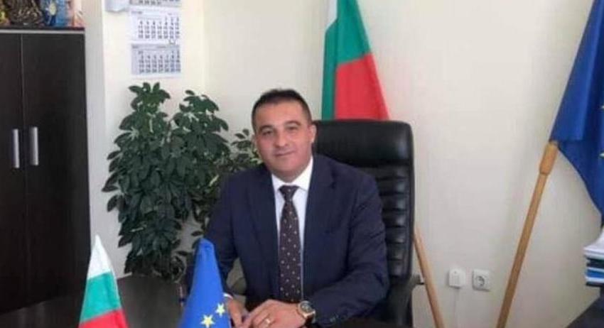 Поздравитлен адрес от кмета на Върбица