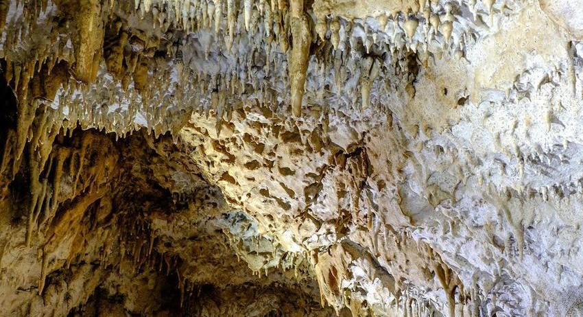 Пещера „Бисерна“ стана част от 100-те Национални туристически обекта