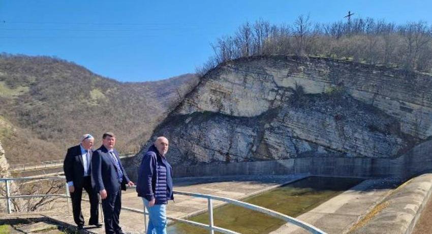 Провериха състоянието на язовир „Тича“ 