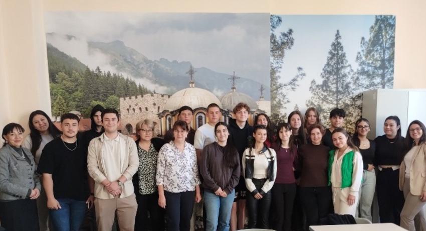 Ученици от СУ „Хан Исперих“ бяха наградени