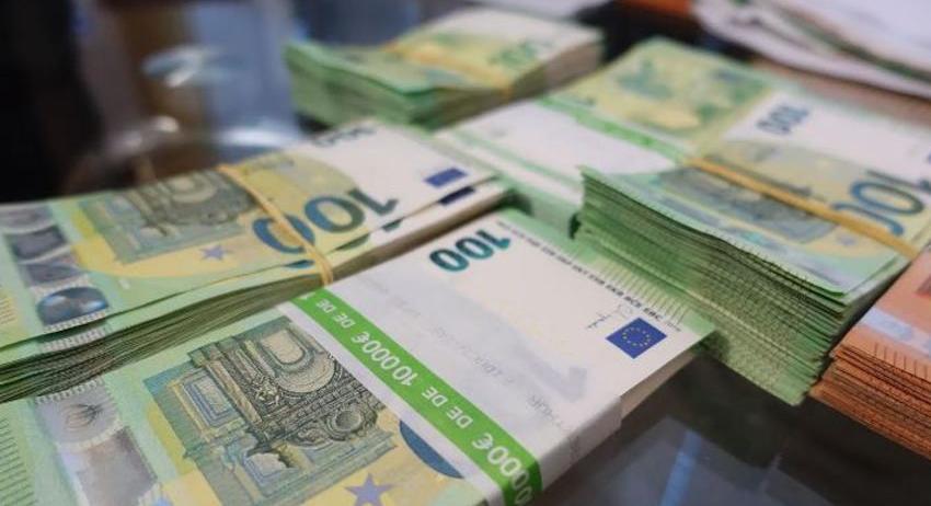 Задържаха шестима за престъпления против изборните права