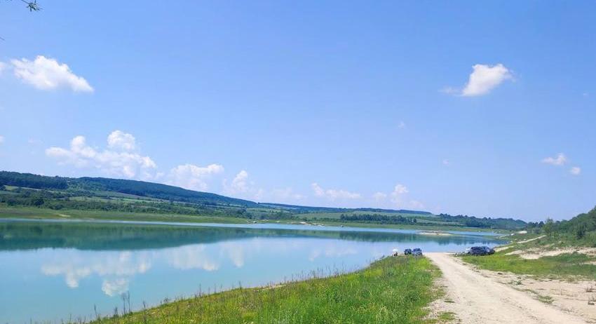 Започна контролирано изпускане на язовир „Тича“