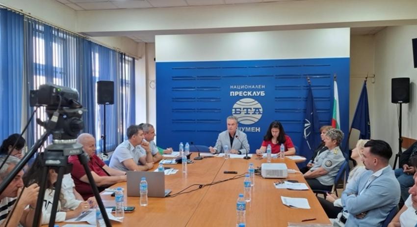 Обновяват пешеходните пътеки около училищата и детските градини