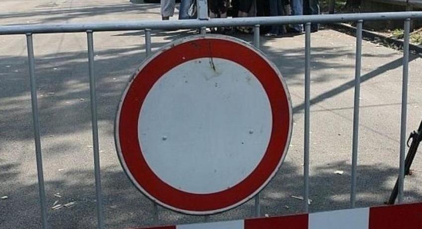 Промяна в движението пред сградата на Община Шумен