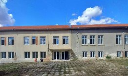 Старото училище в с. Ловец става Център за настаняване на възрастни хора